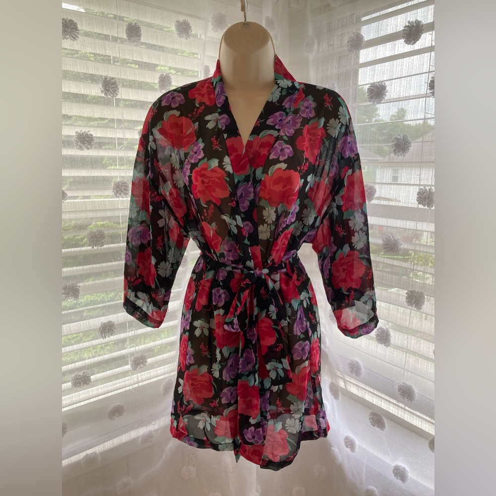 Flora size s/m floral robe